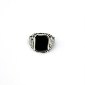 Intricate Men's 925 Sterling Silver Ring with Black Onyx Gemstone
